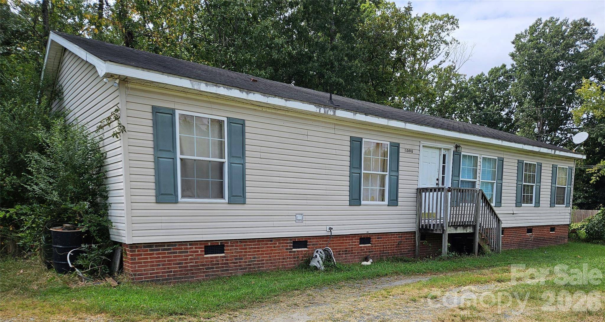 2306 E John ST, Matthews, NC 28105