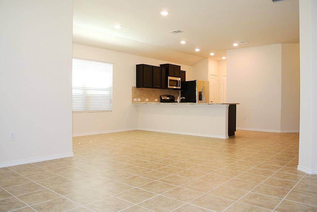 3809 BLACK GRANITE DR, Austin, TX 78744