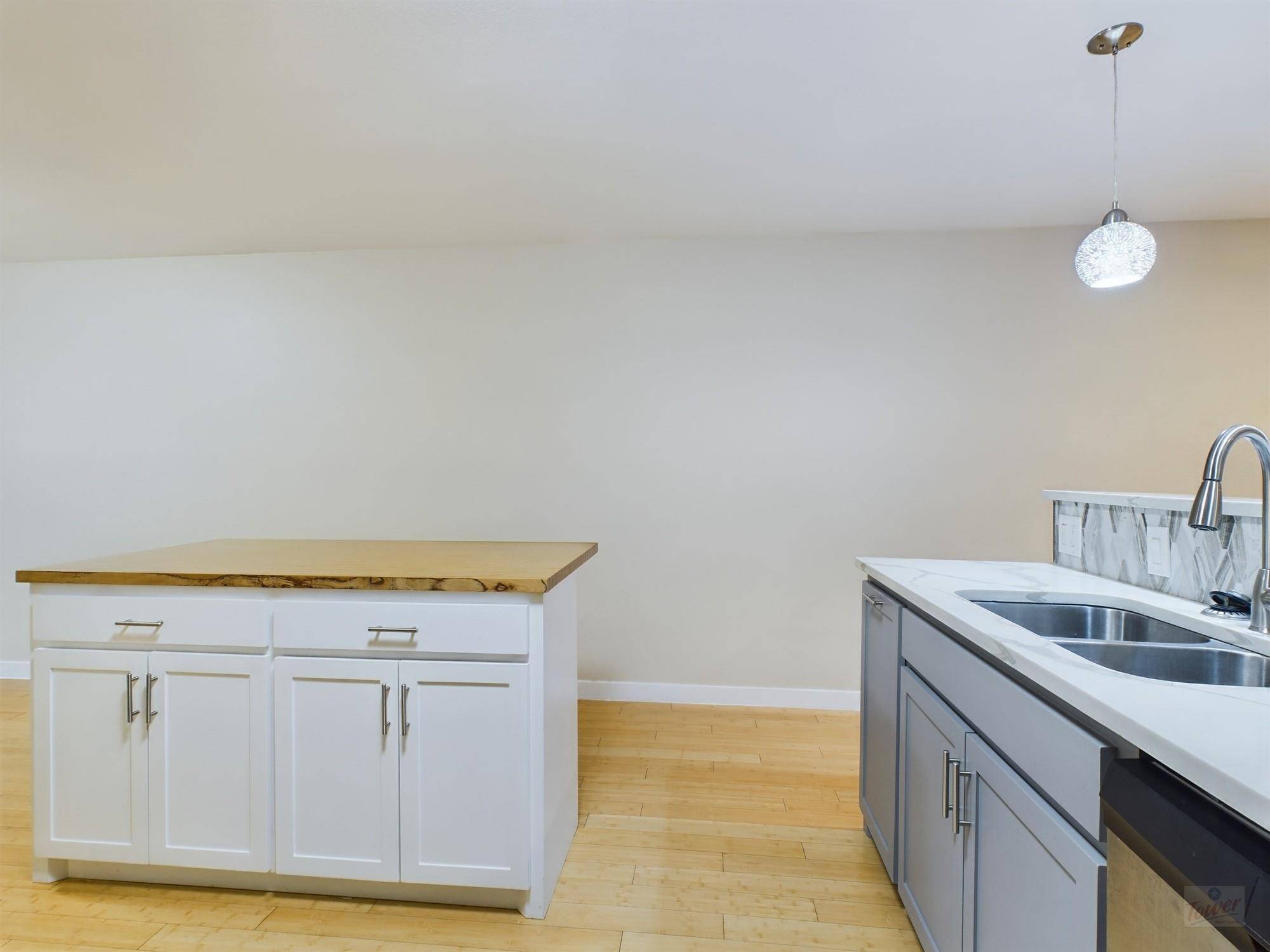2303 East Side DR #217, Austin, TX 78704
