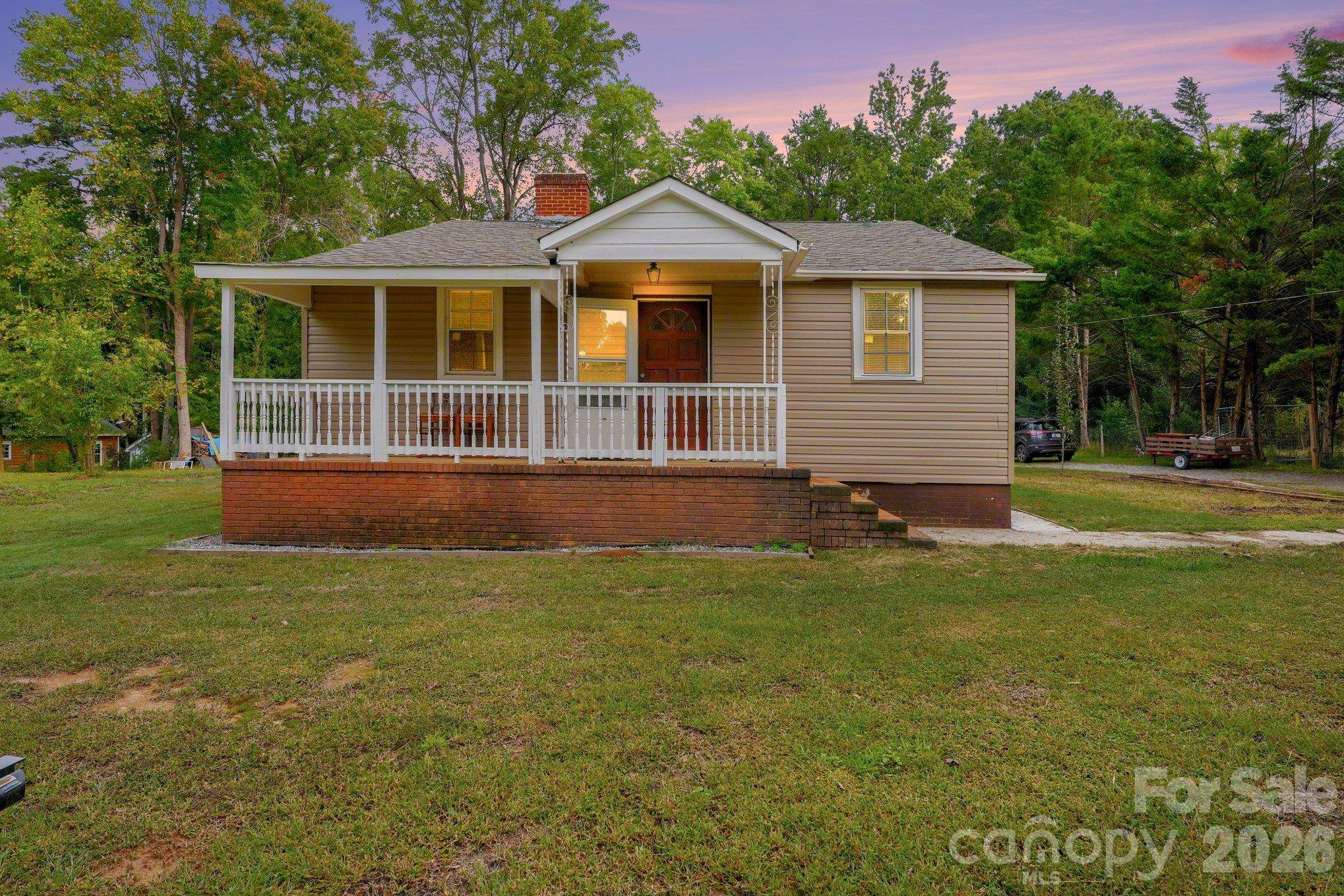 144 Ginger LN, Mooresville, NC 28115