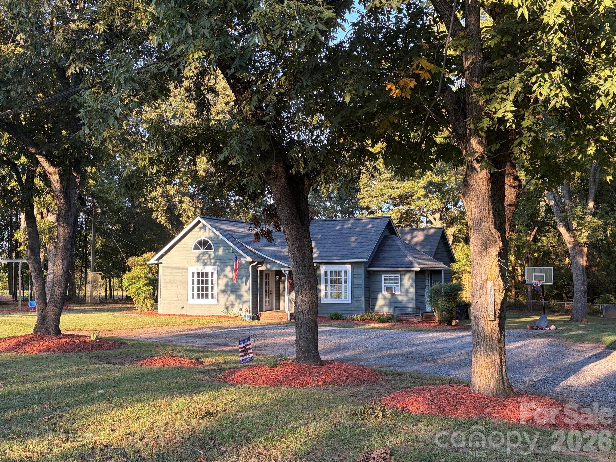 5004 Fallston RD, Lawndale, NC 28090