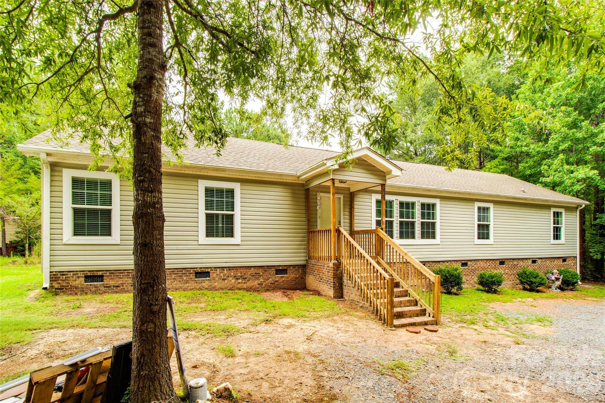 635 Monticello RD, Lancaster, SC 29720