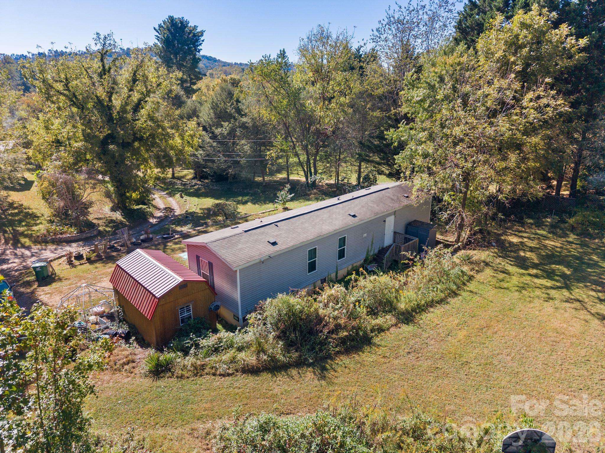57 Willis RD, Asheville, NC 28806