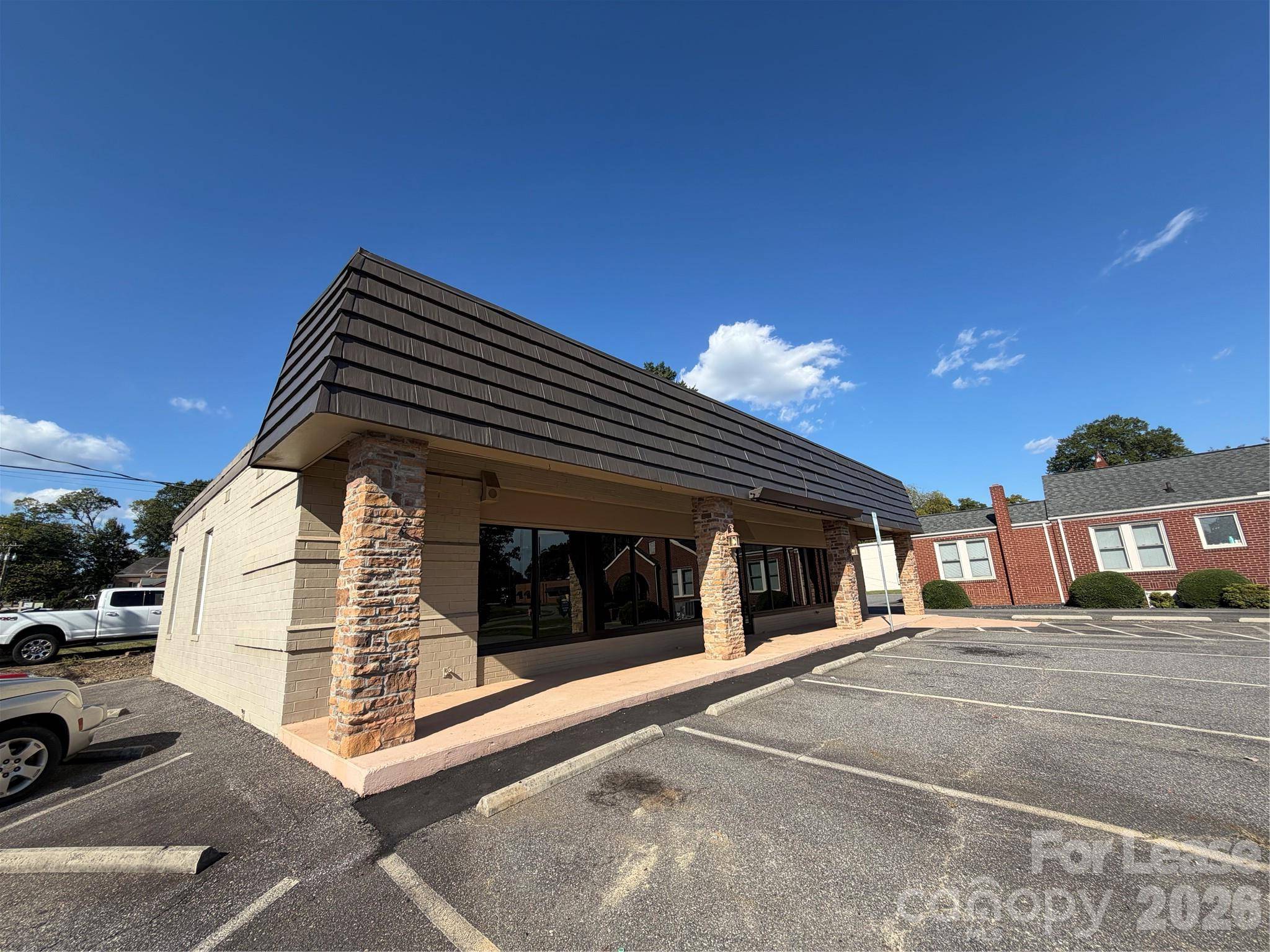 301 Front ST, Statesville, NC 28677