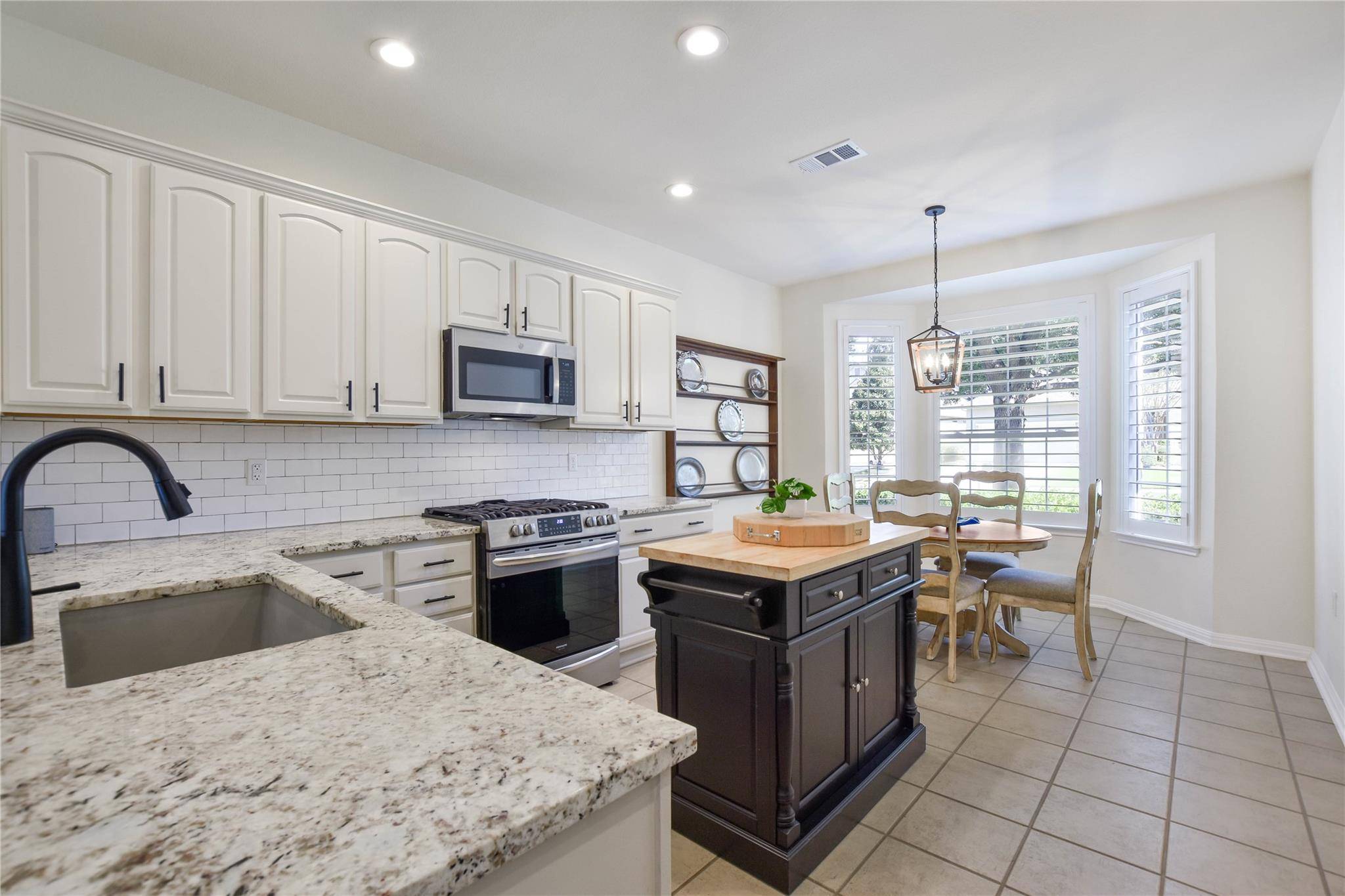 119 Rain Lily LN, Georgetown, TX 78633