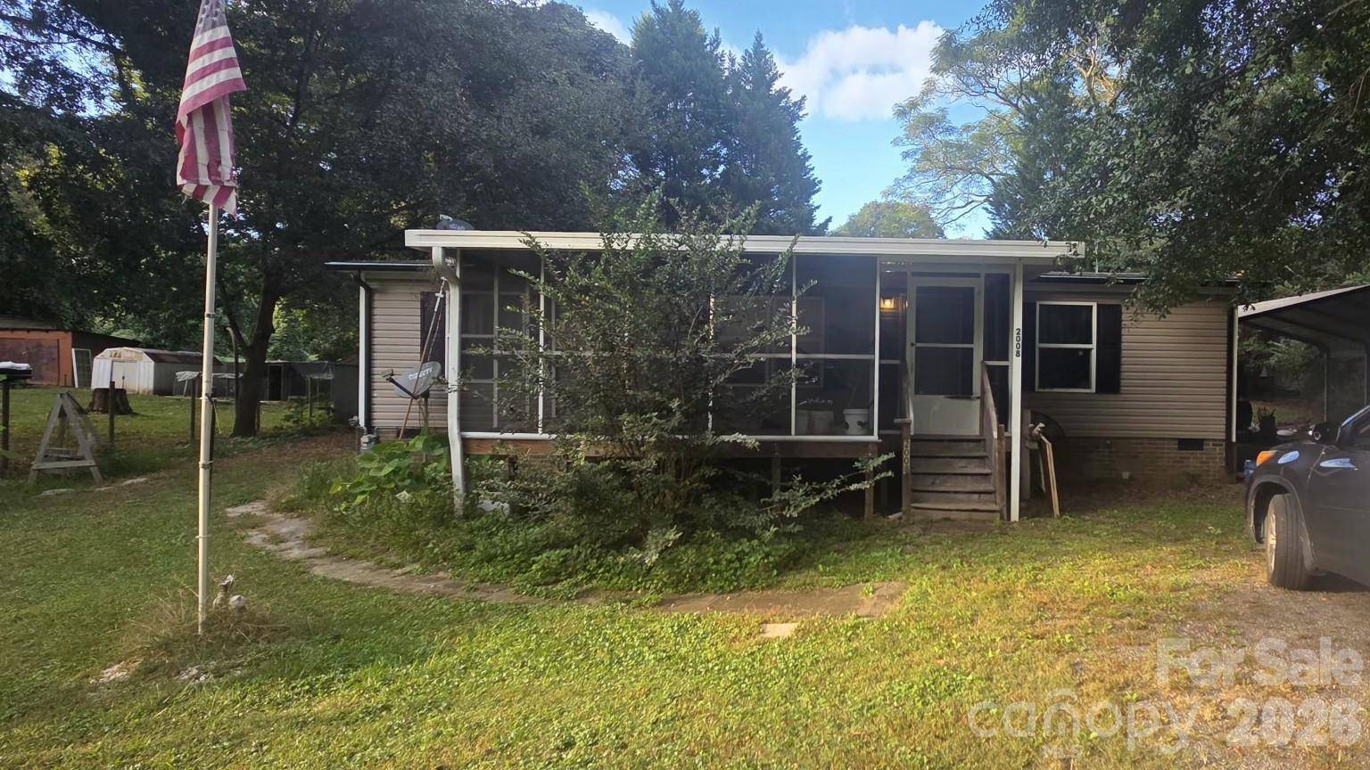 2008 7th AVE SW #244-E, Hickory, NC 28602