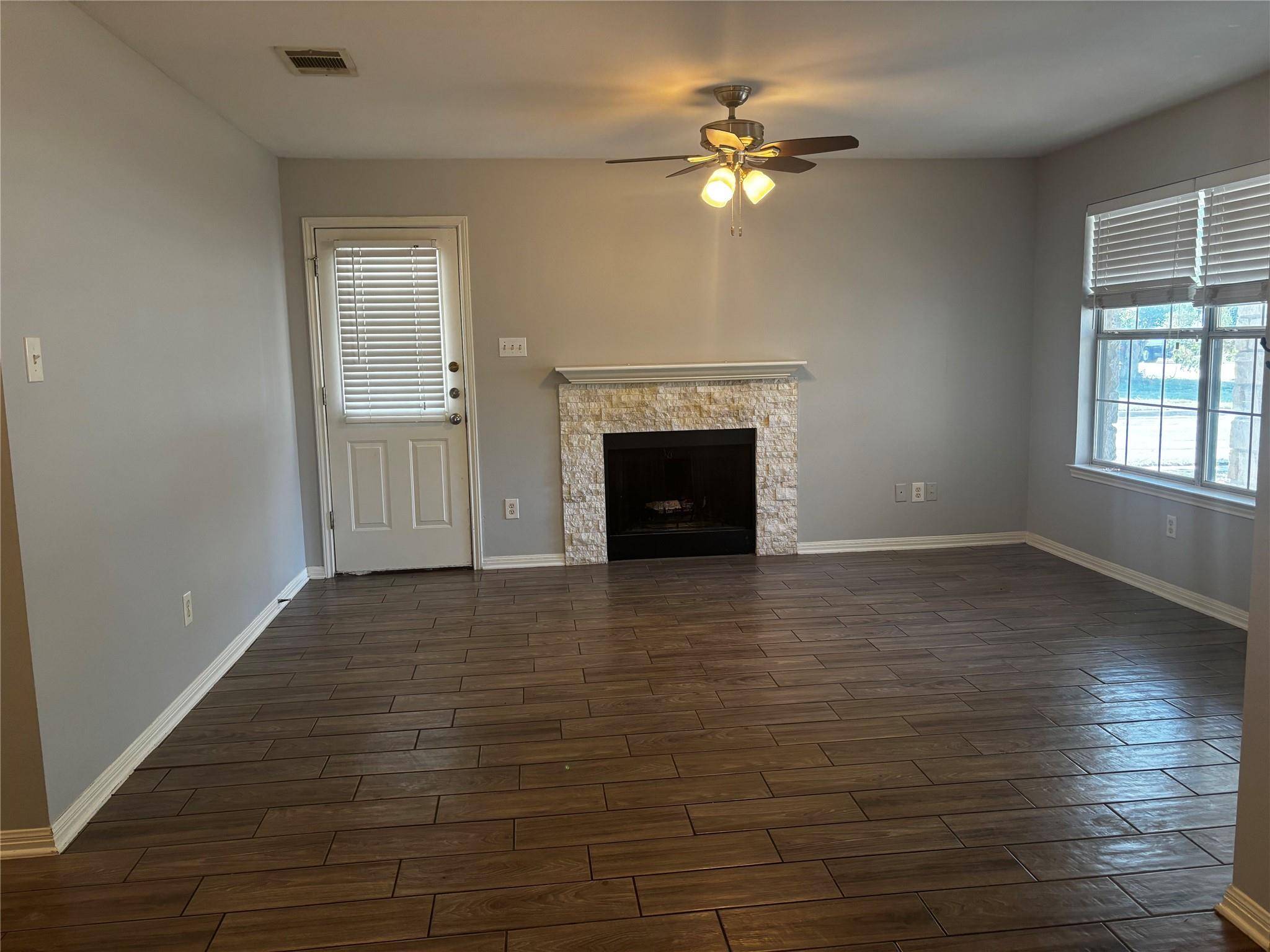 501 Texas Ave, Round Rock, TX 78664
