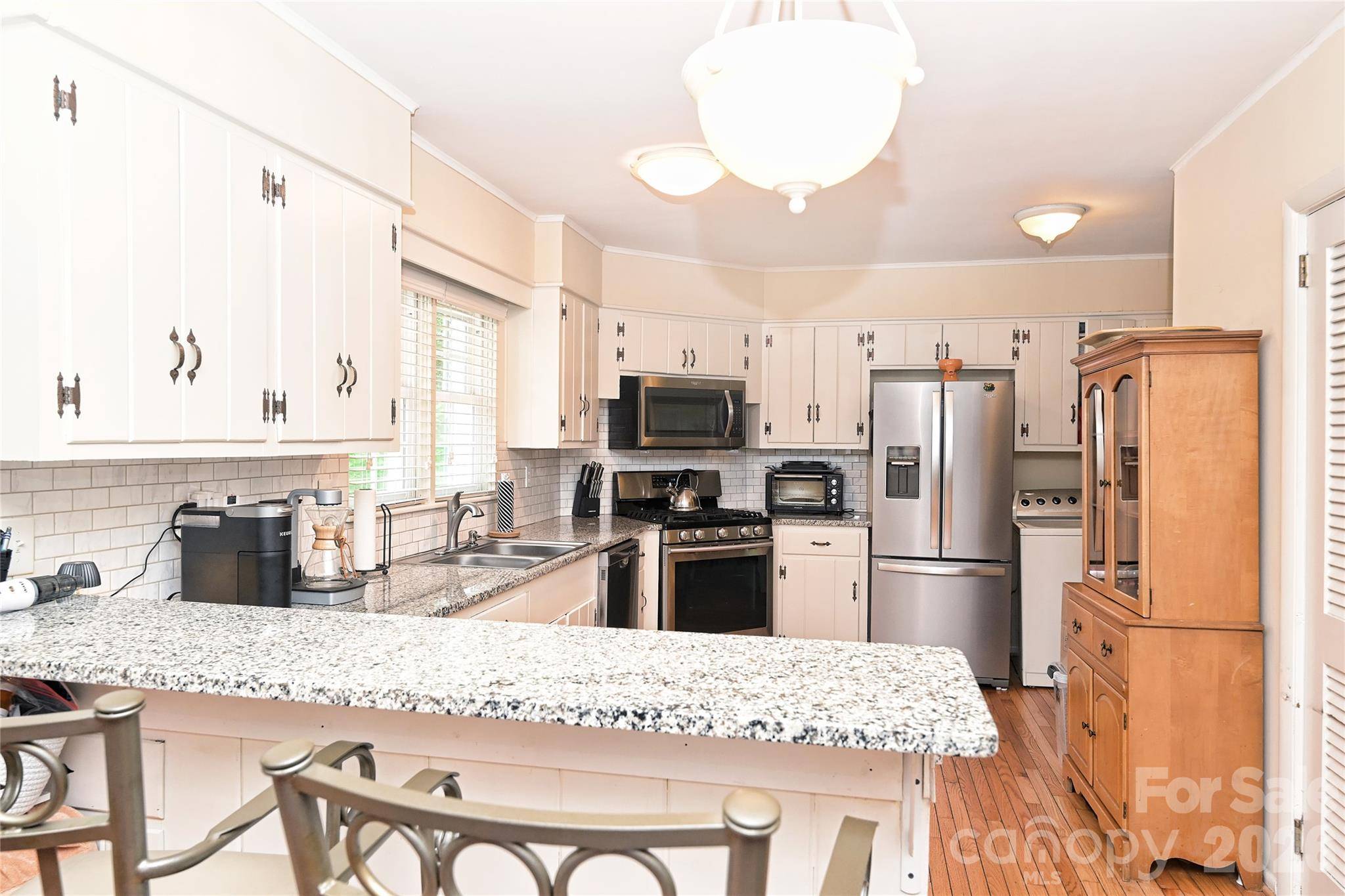 5801 Fairview RD, Charlotte, NC 28209