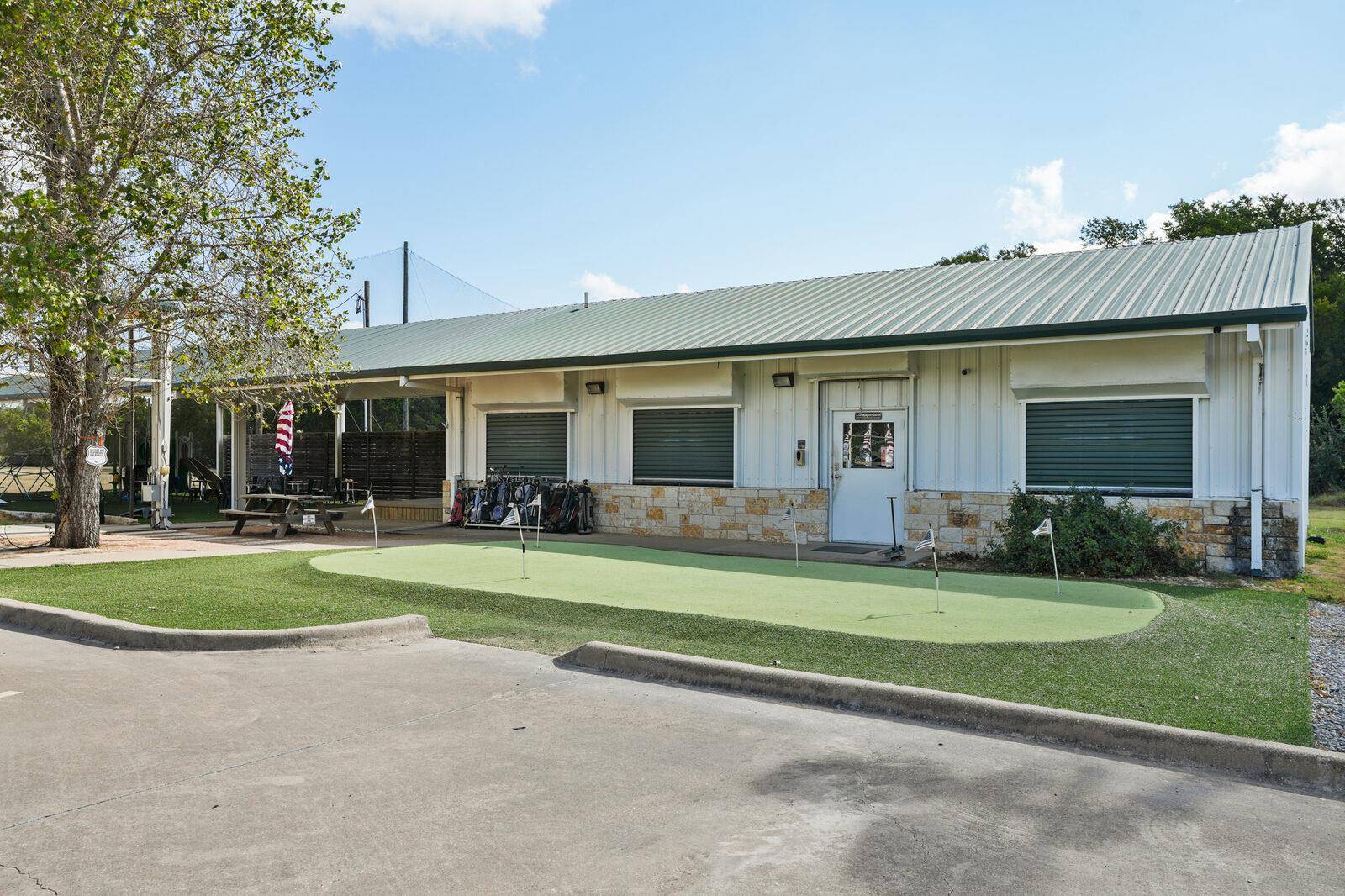 3000 W Highway 290 HWY, Dripping Springs, TX 78620