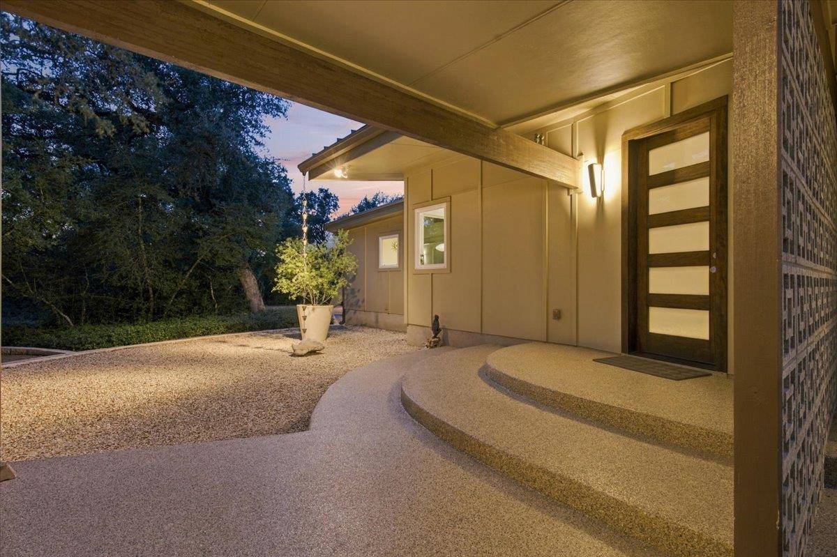 110 Purgatory PASS, San Marcos, TX 78666