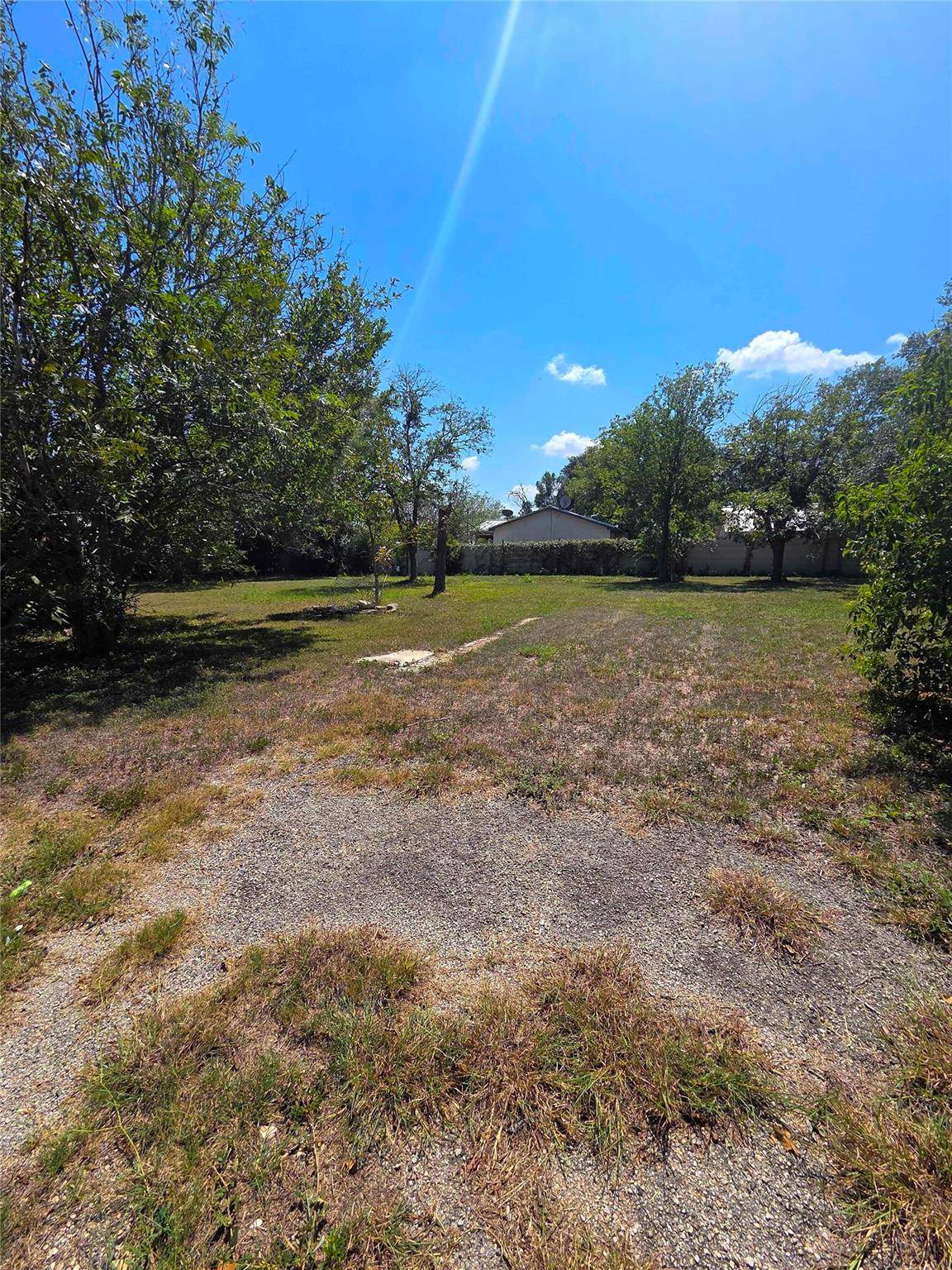 209 W South ST, Kyle, TX 78640
