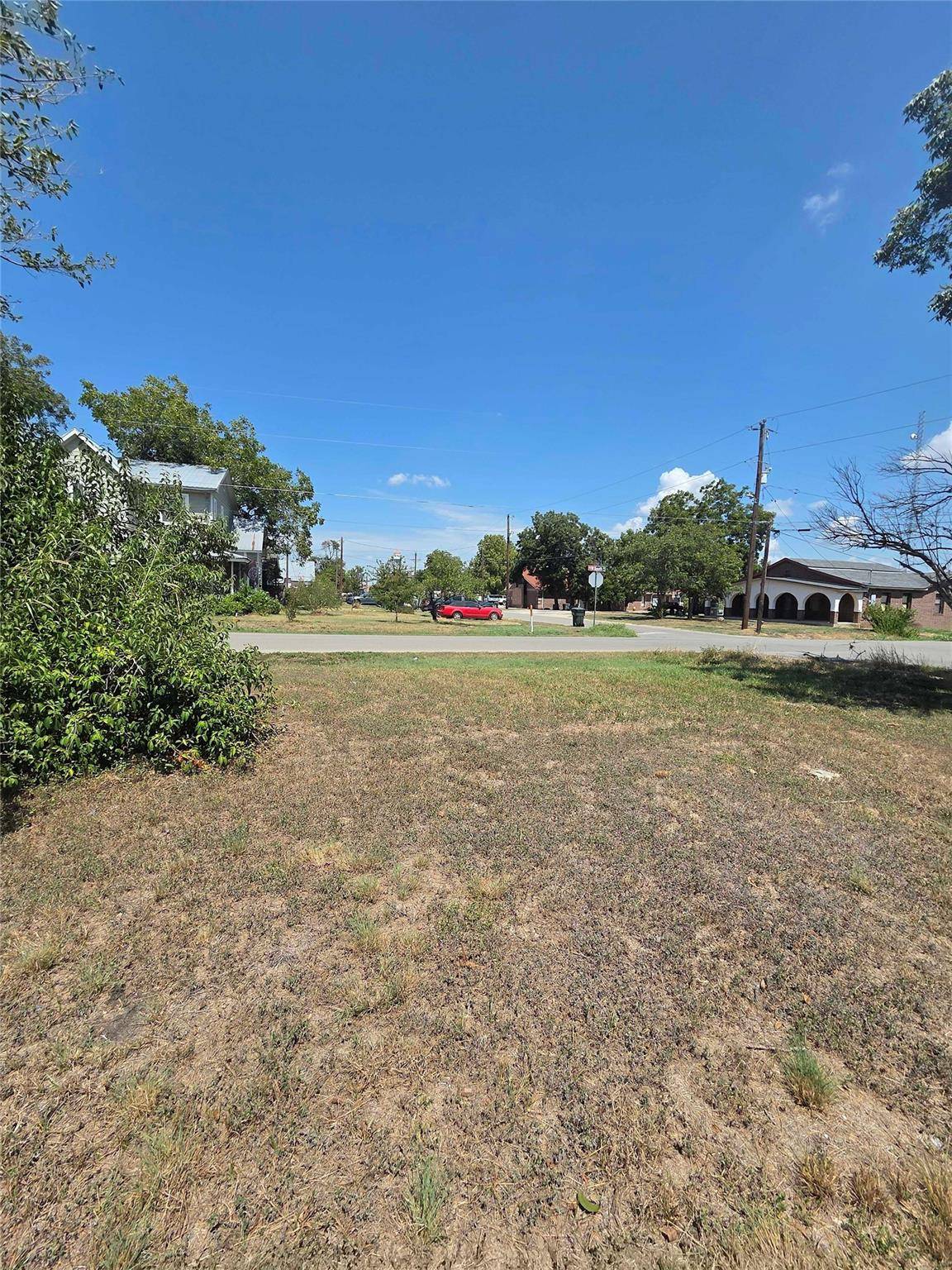209 W South ST, Kyle, TX 78640