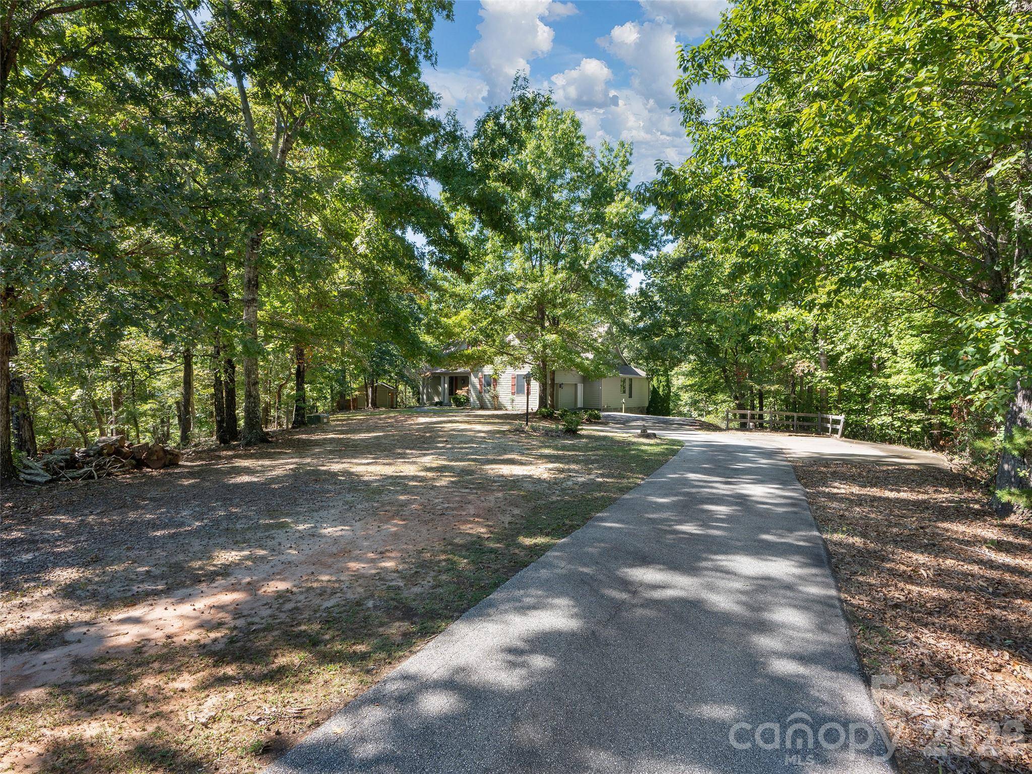 620 N Highland RD, Mill Spring, NC 28756