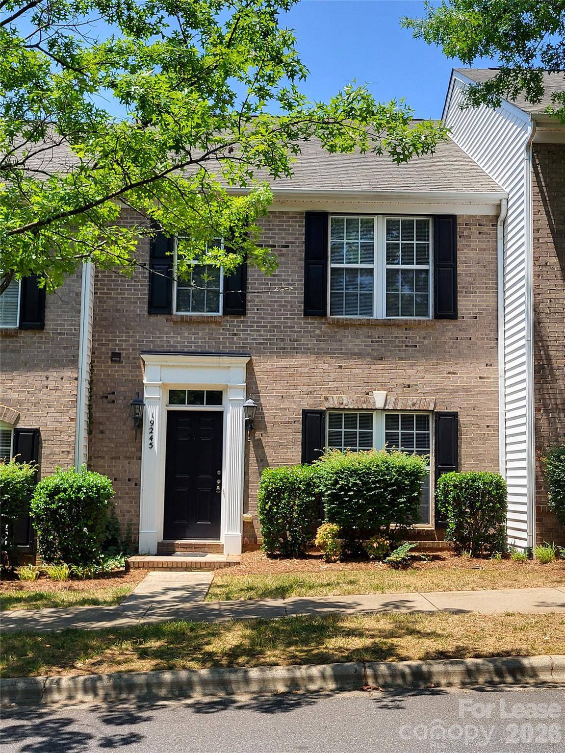 19245 Lake Norman Cove DR, Cornelius, NC 28031