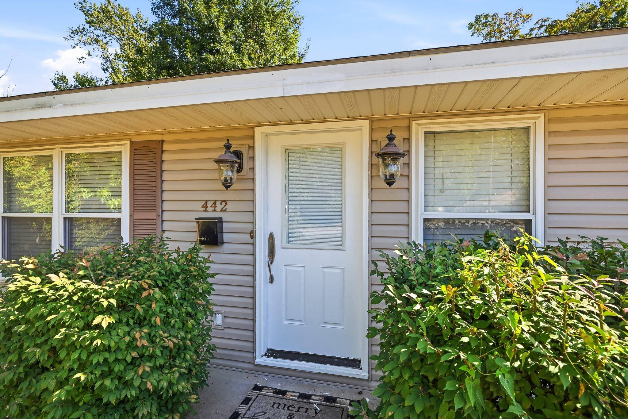 442 S Prince LN, Springfield, MO 65802