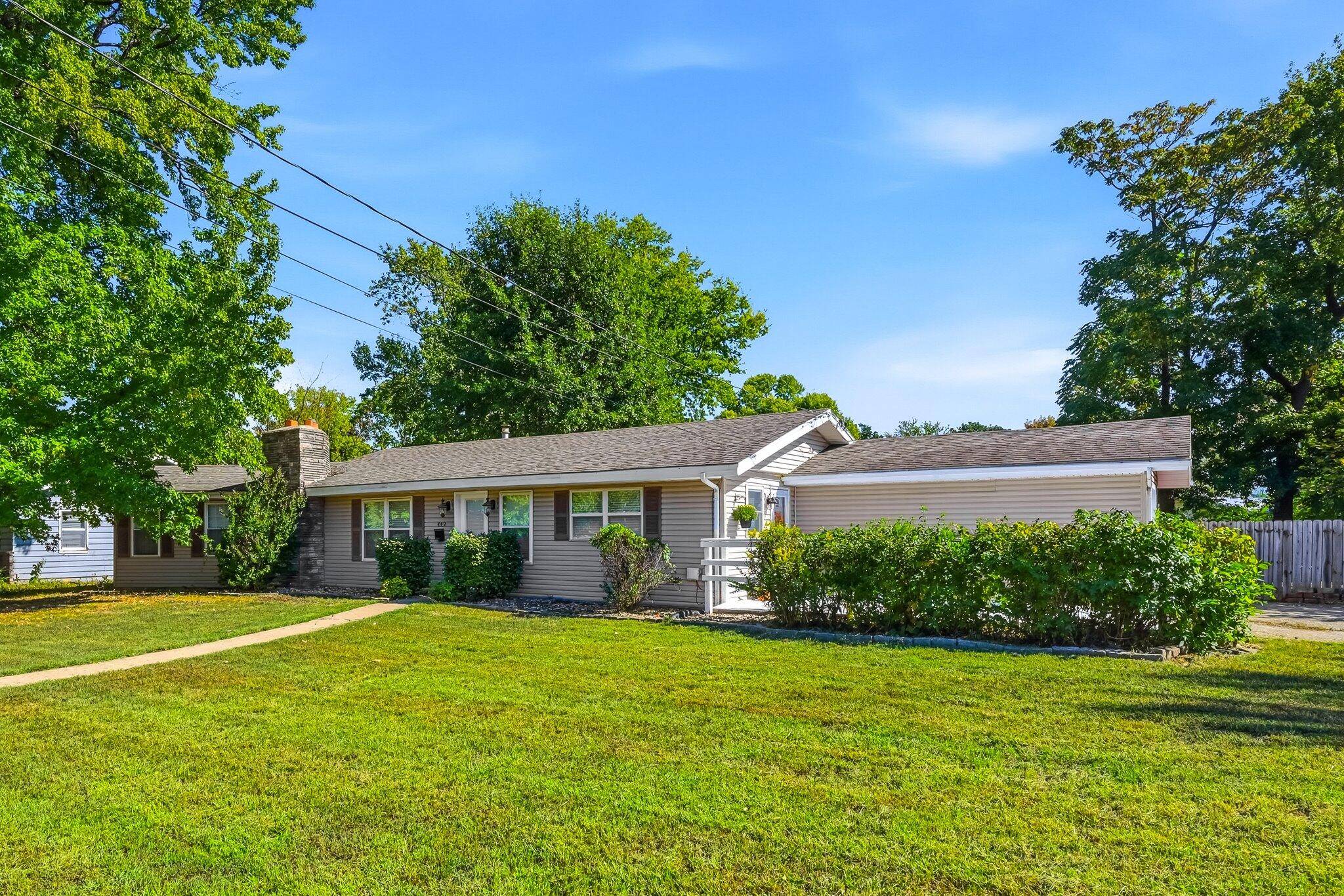 442 S Prince LN, Springfield, MO 65802