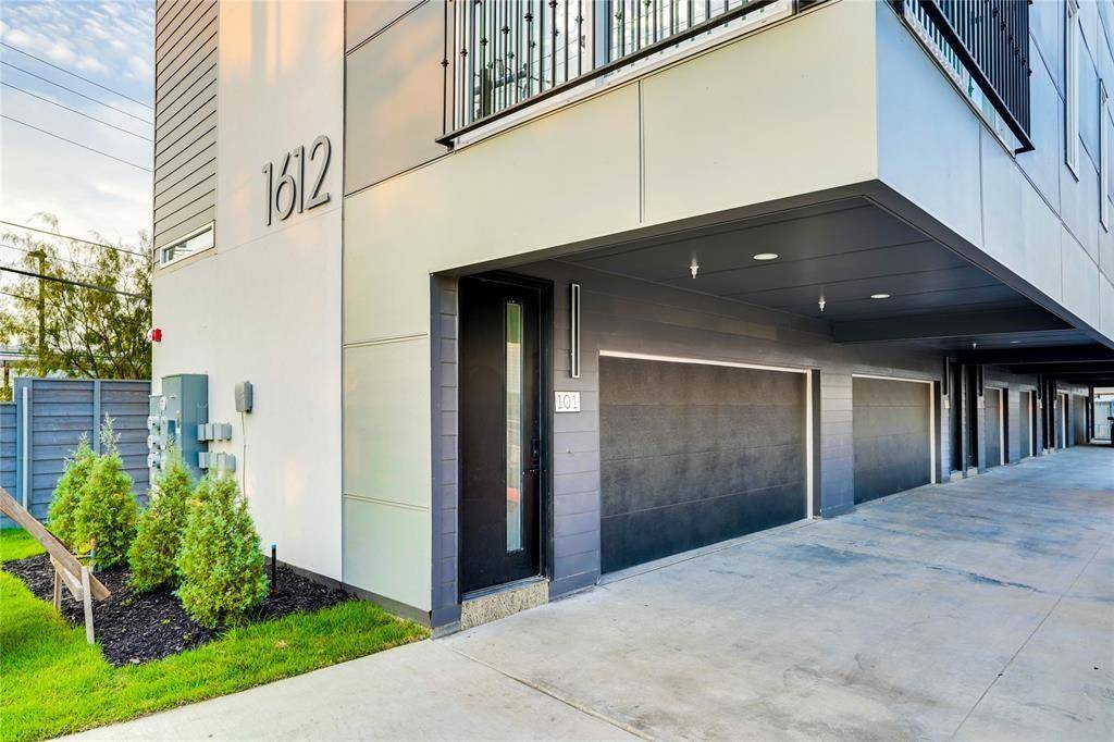 1612 Bennett Avenue #102, Dallas, TX 75206
