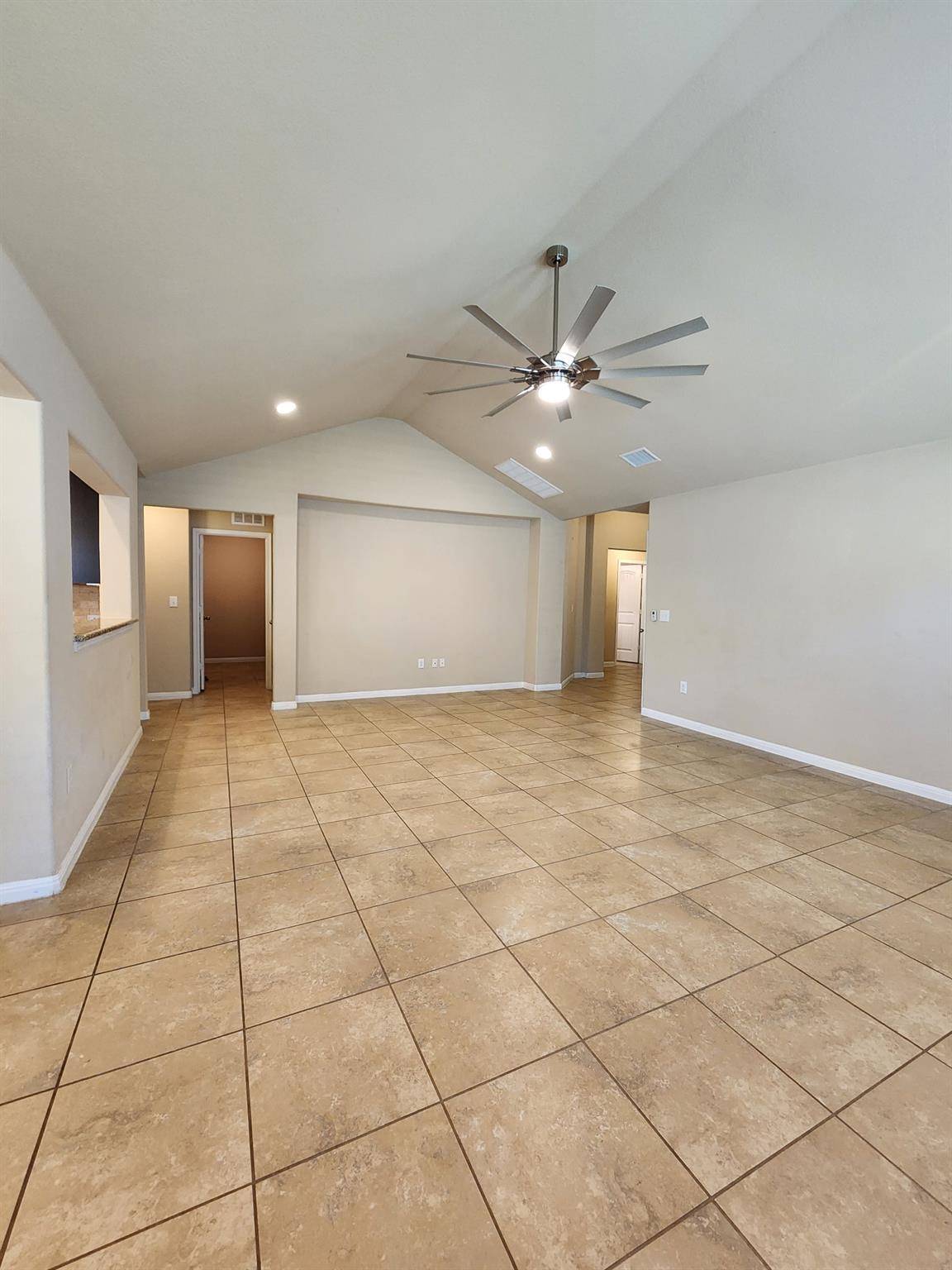 636 Carly Ann LN, Leander, TX 78641