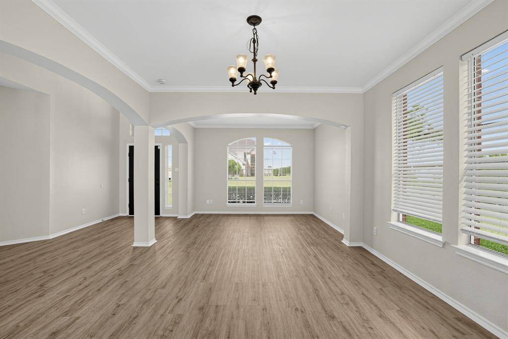 6408 Canyon Lake Drive, Dallas, TX 75249