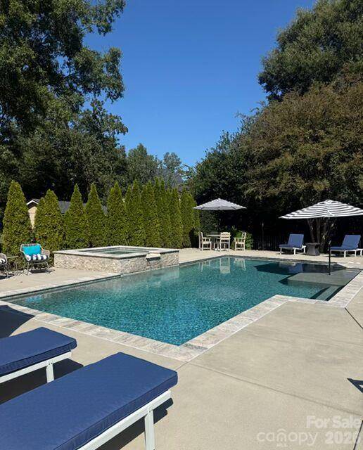 15502 Tolliver DR, Charlotte, NC 28277