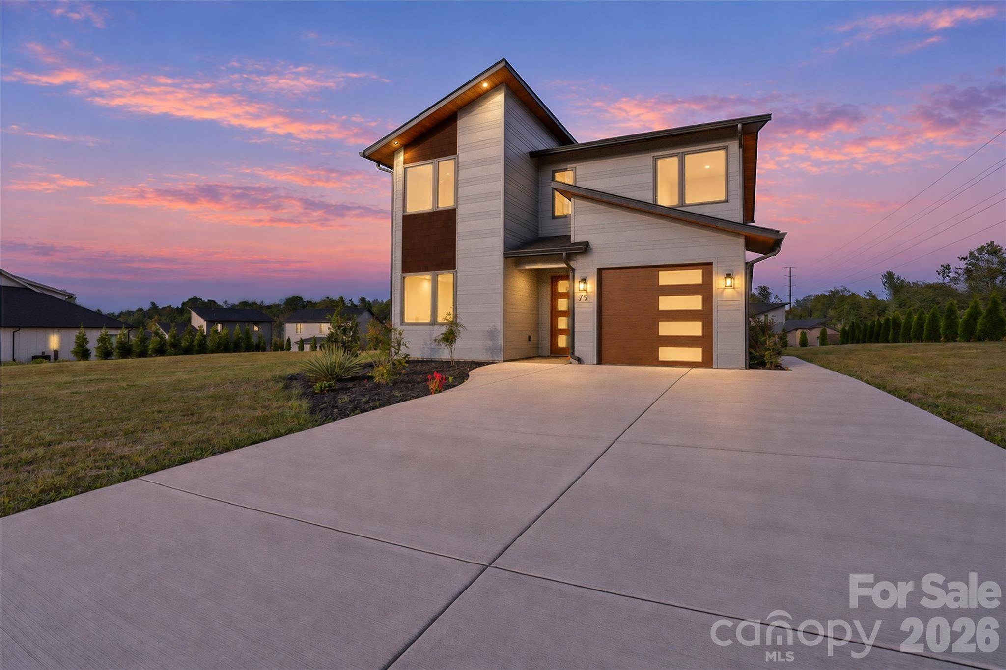 79 Scott Meadows DR, Asheville, NC 28806
