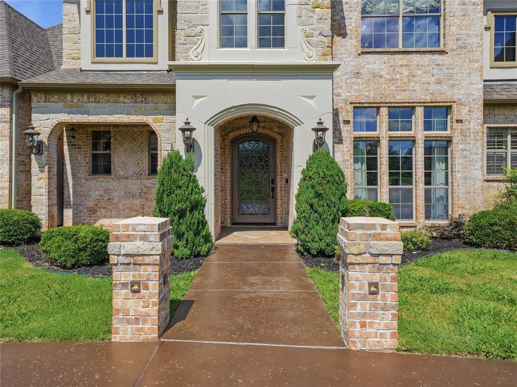 132 The Lakes Drive, Aledo, TX 76008