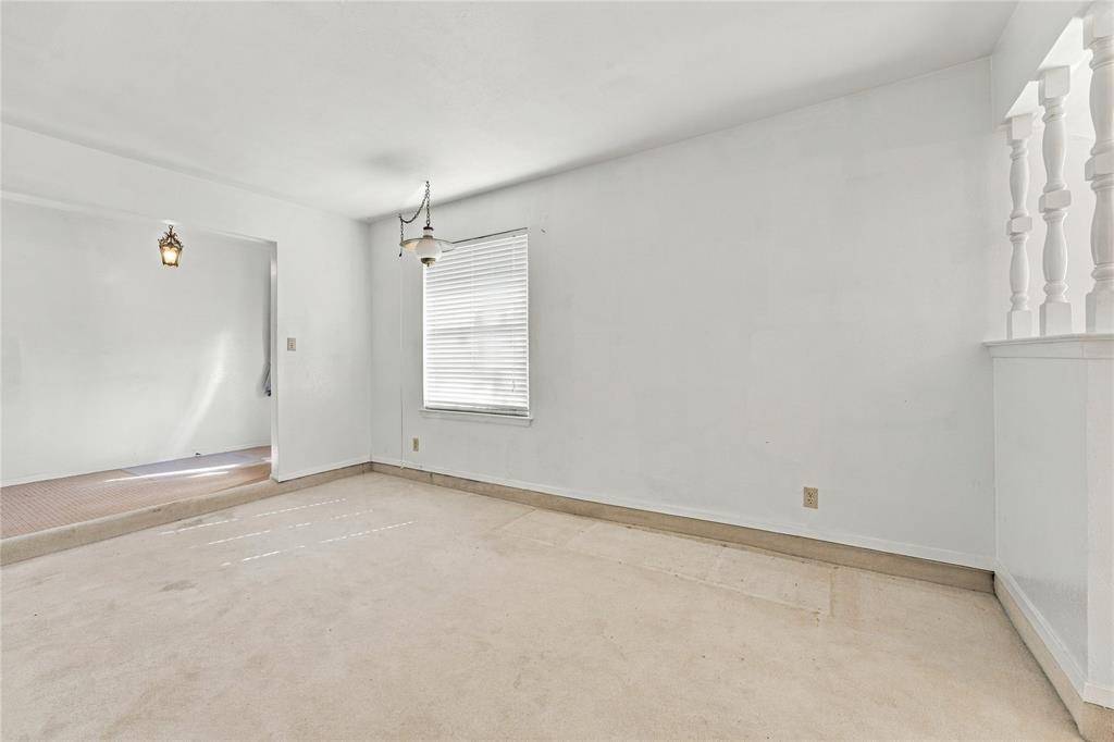 1611 Park Ridge Terrace, Arlington, TX 76012