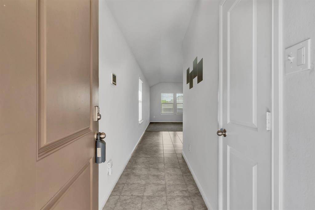 16617 Porterfield Lane, Justin, TX 76247