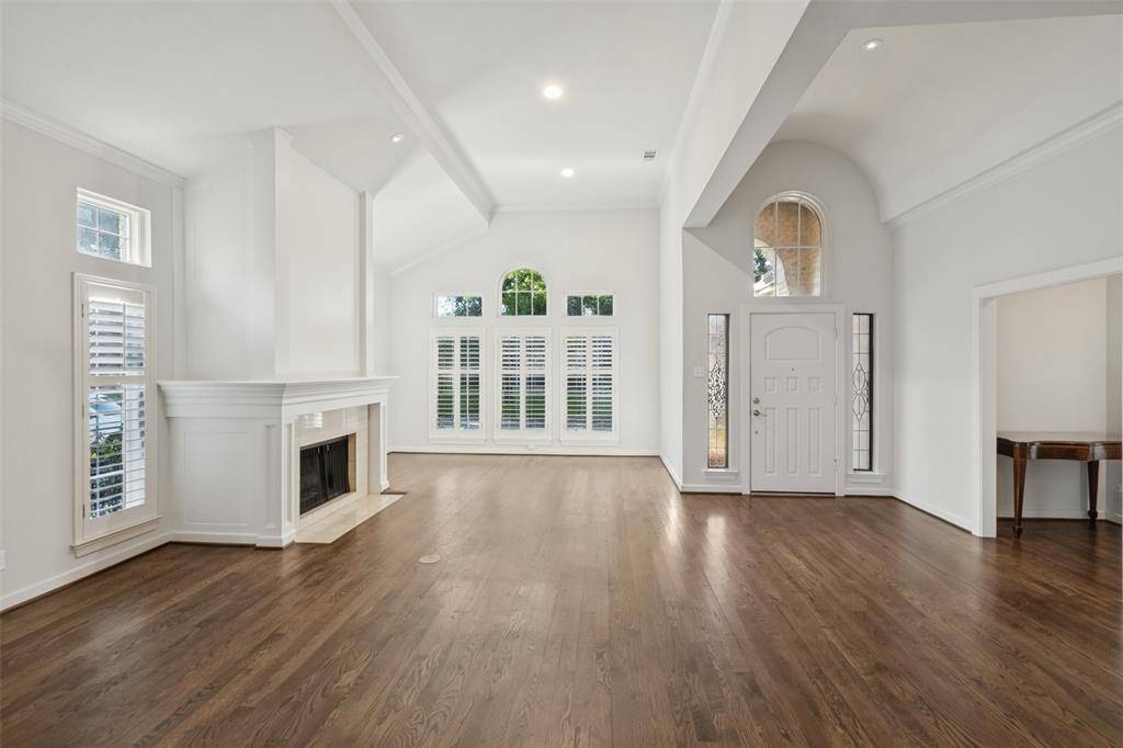 7338 Lane Park Drive, Dallas, TX 75225