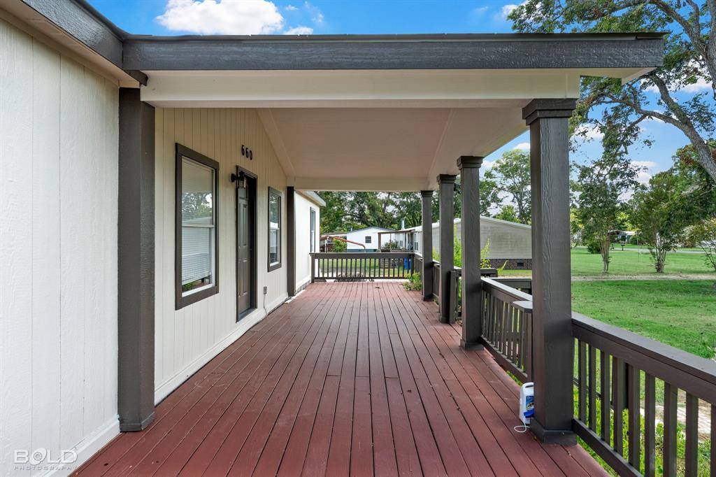 660 Red Chute Lane, Bossier City, LA 71112