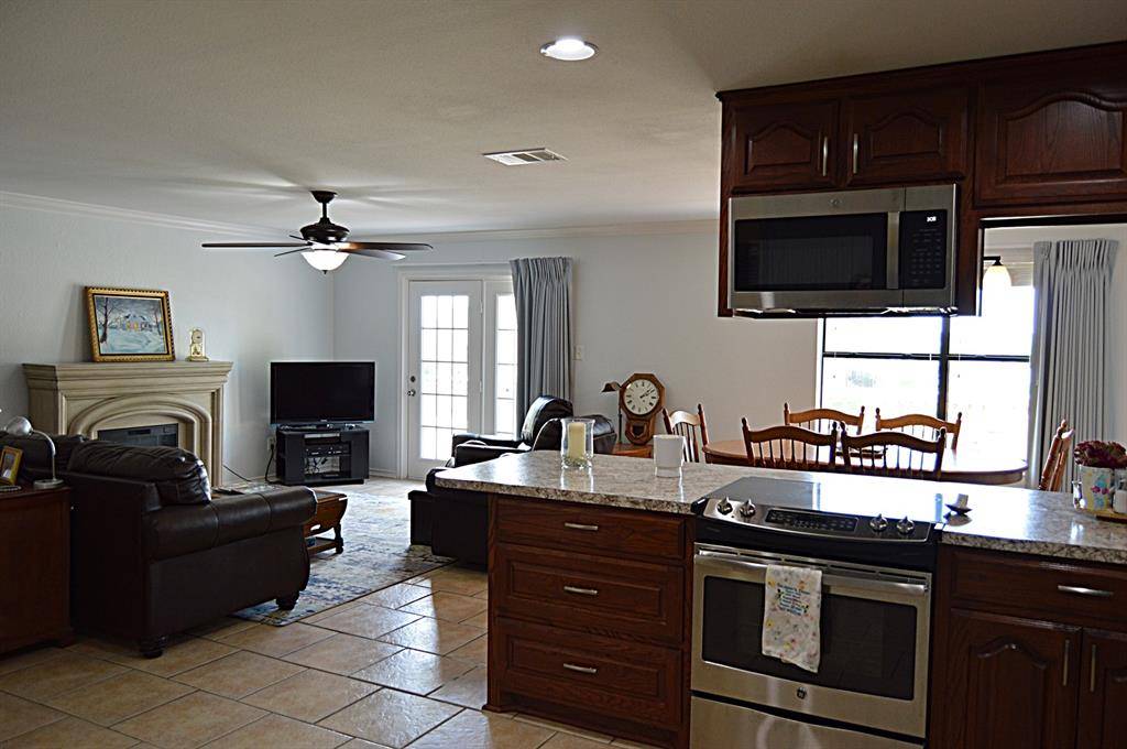 9858 Kathy Lynn Place, Quinlan, TX 75474