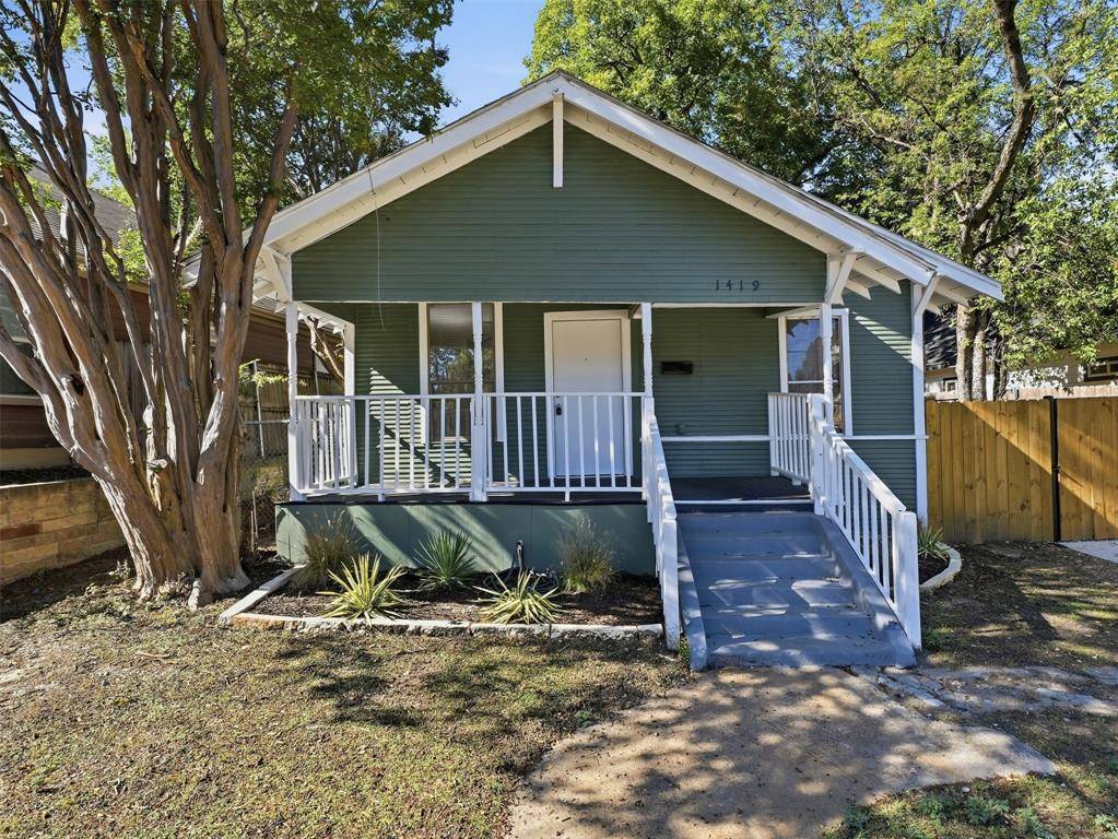 1419 E Waco Avenue, Dallas, TX 75216