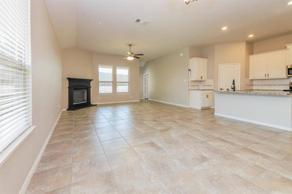 105 Gentle Circle Way, Royse City, TX 75189