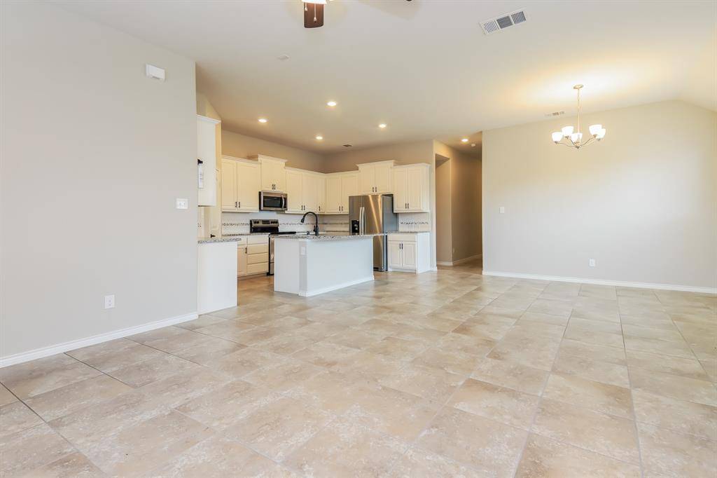 105 Gentle Circle Way, Royse City, TX 75189