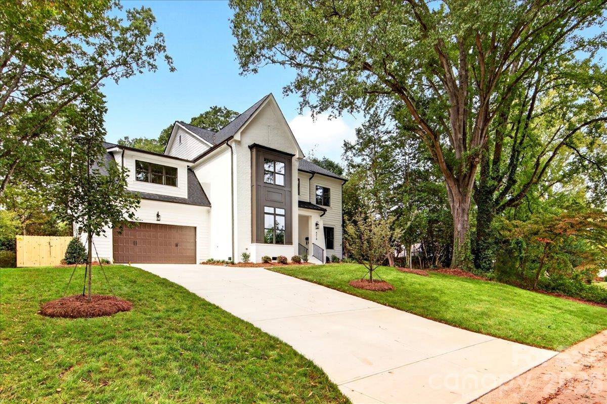 4214 Waterbury DR, Charlotte, NC 28209
