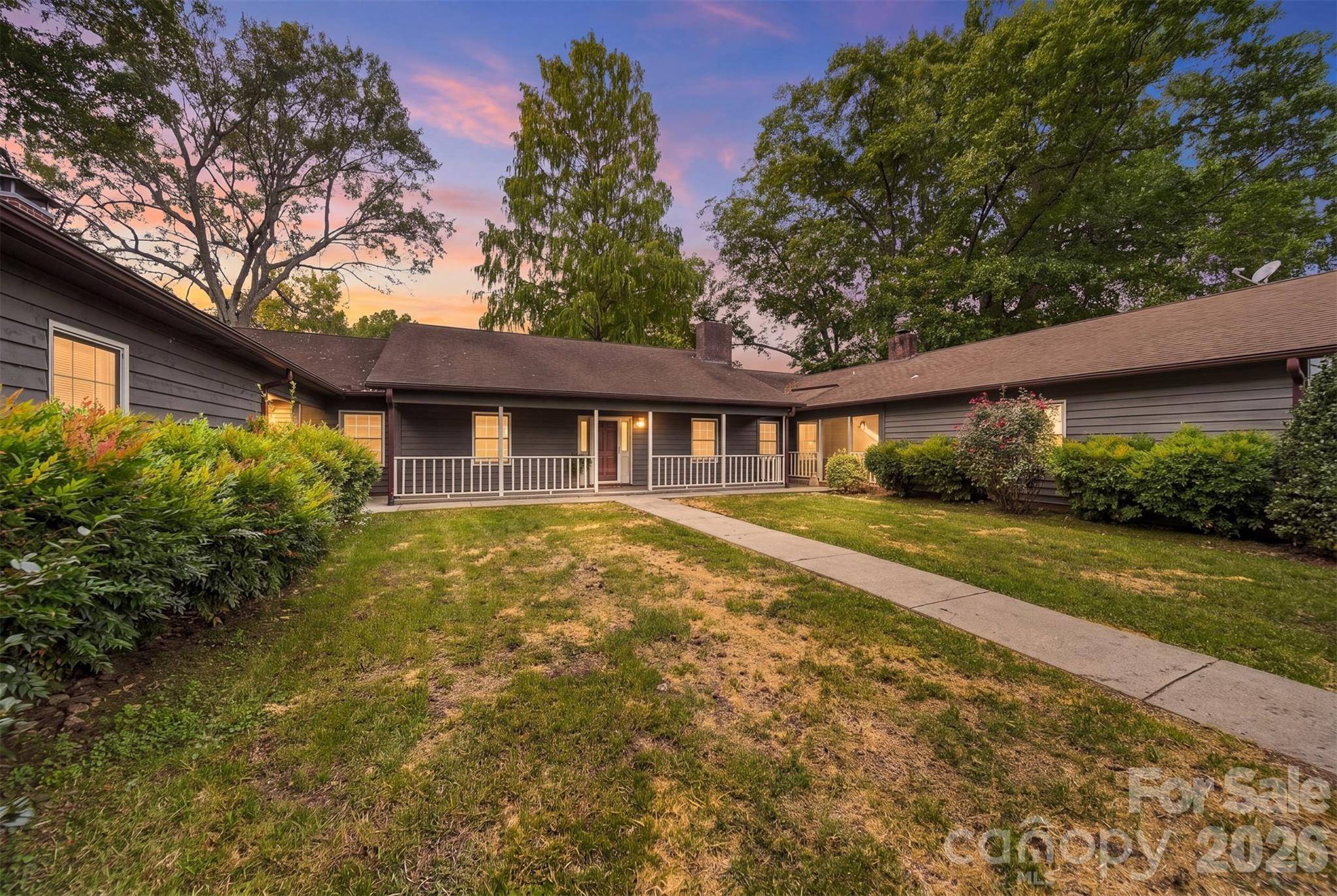414 4th AVE NE, Hickory, NC 28601