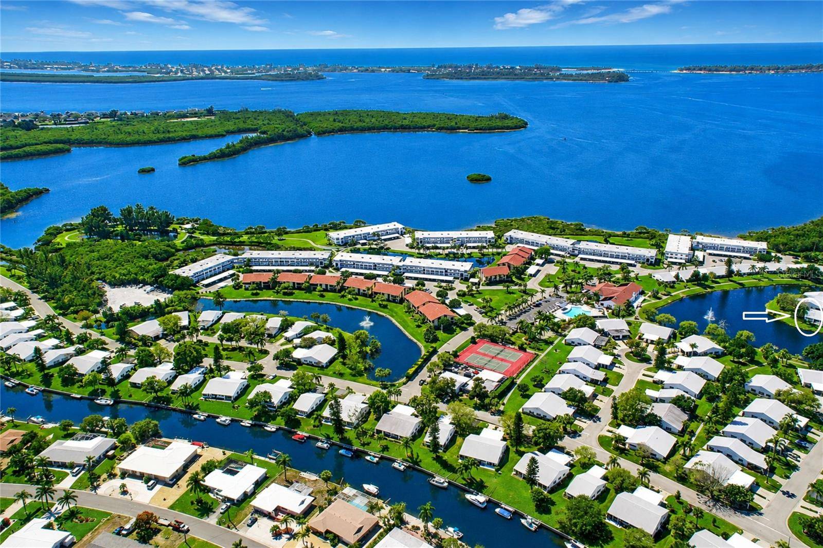 4605 LEXINGTON CIR, Bradenton, FL 34210