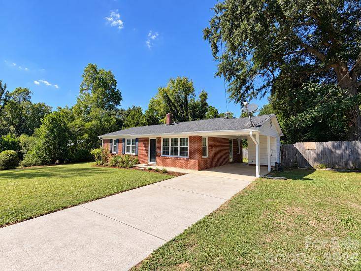 304 Sumter ST, Kershaw, SC 29067