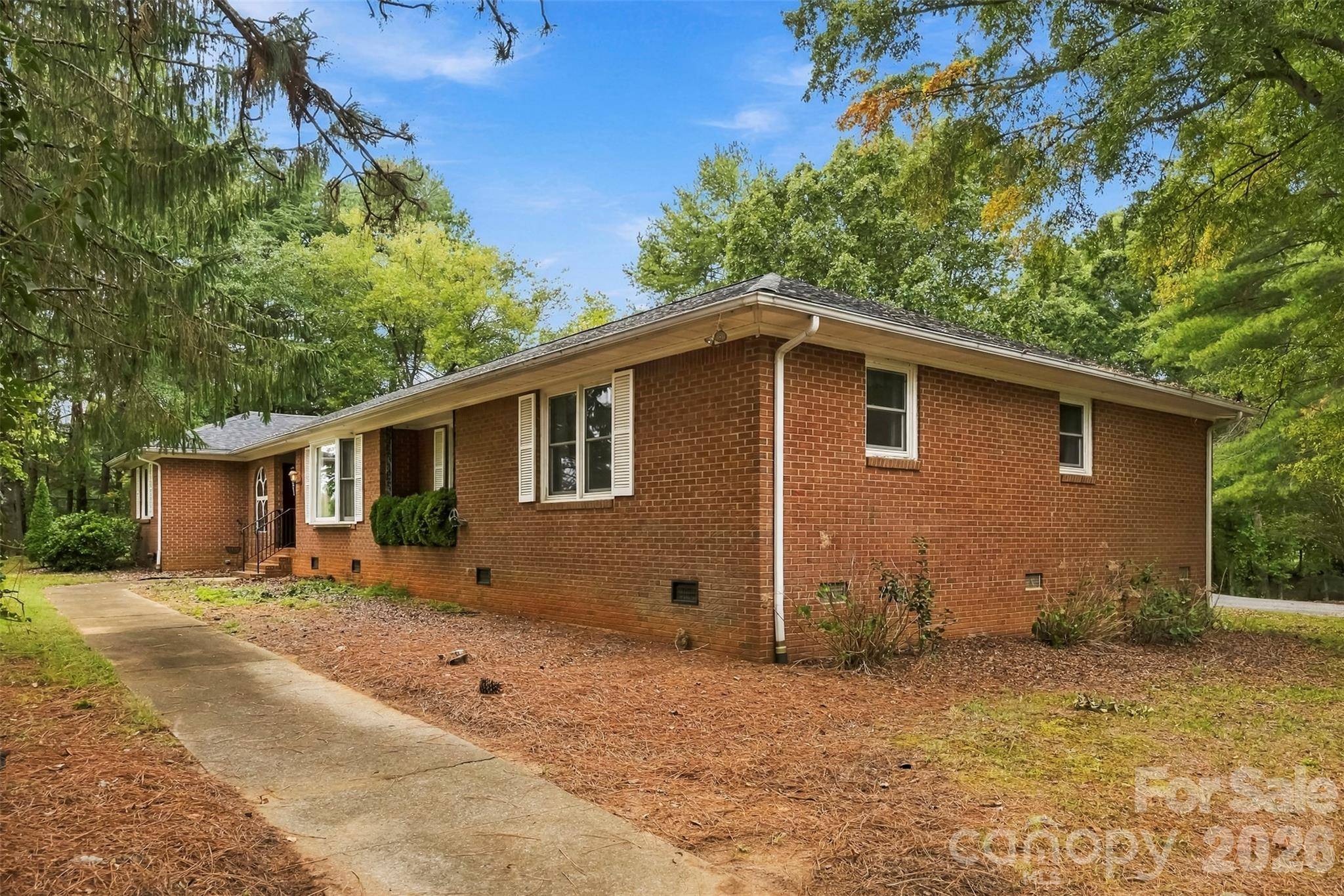 221 Lee Black RD, Cherryville, NC 28021