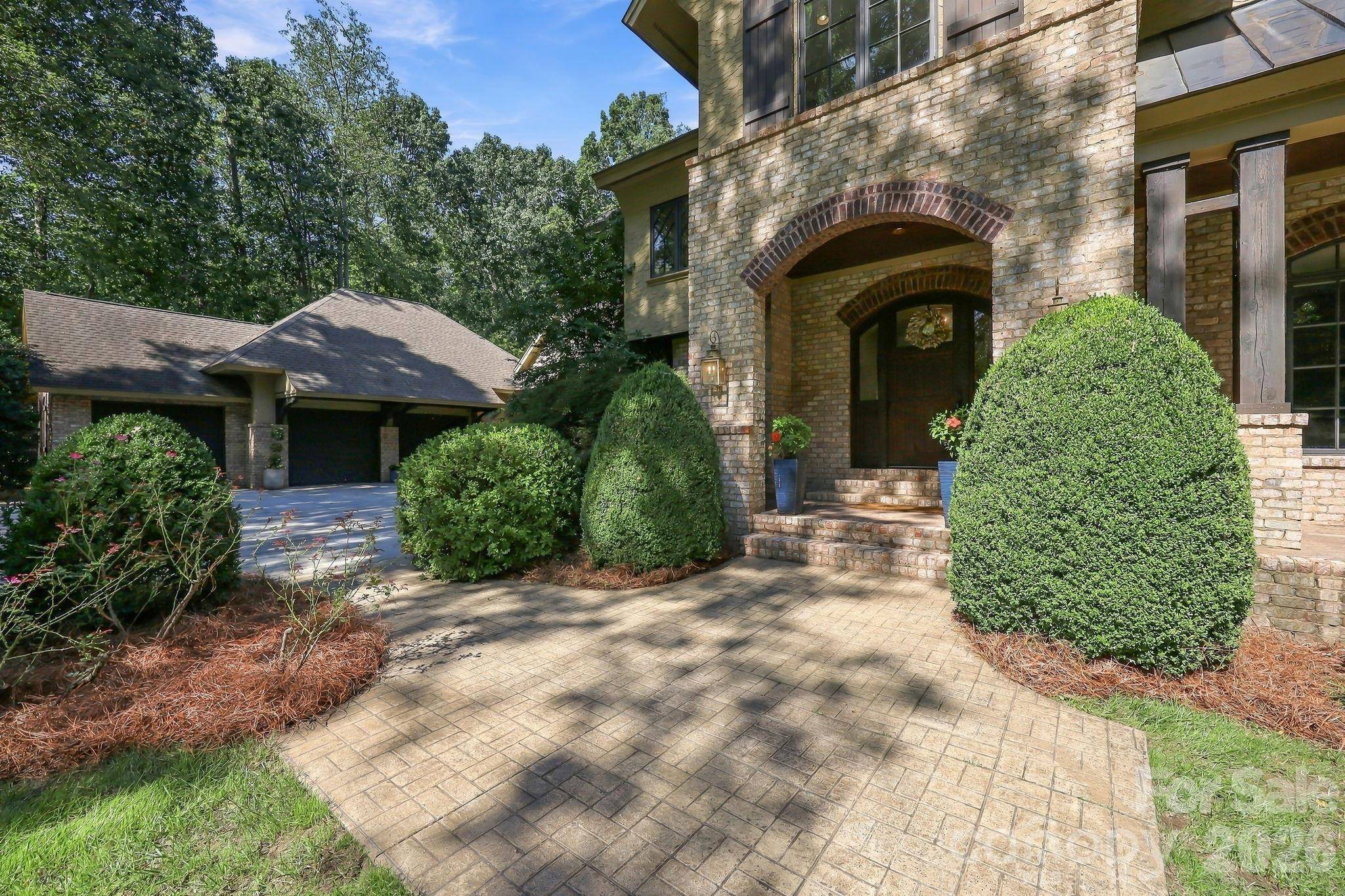 115 Saddle Creek CT, Davidson, NC 28036