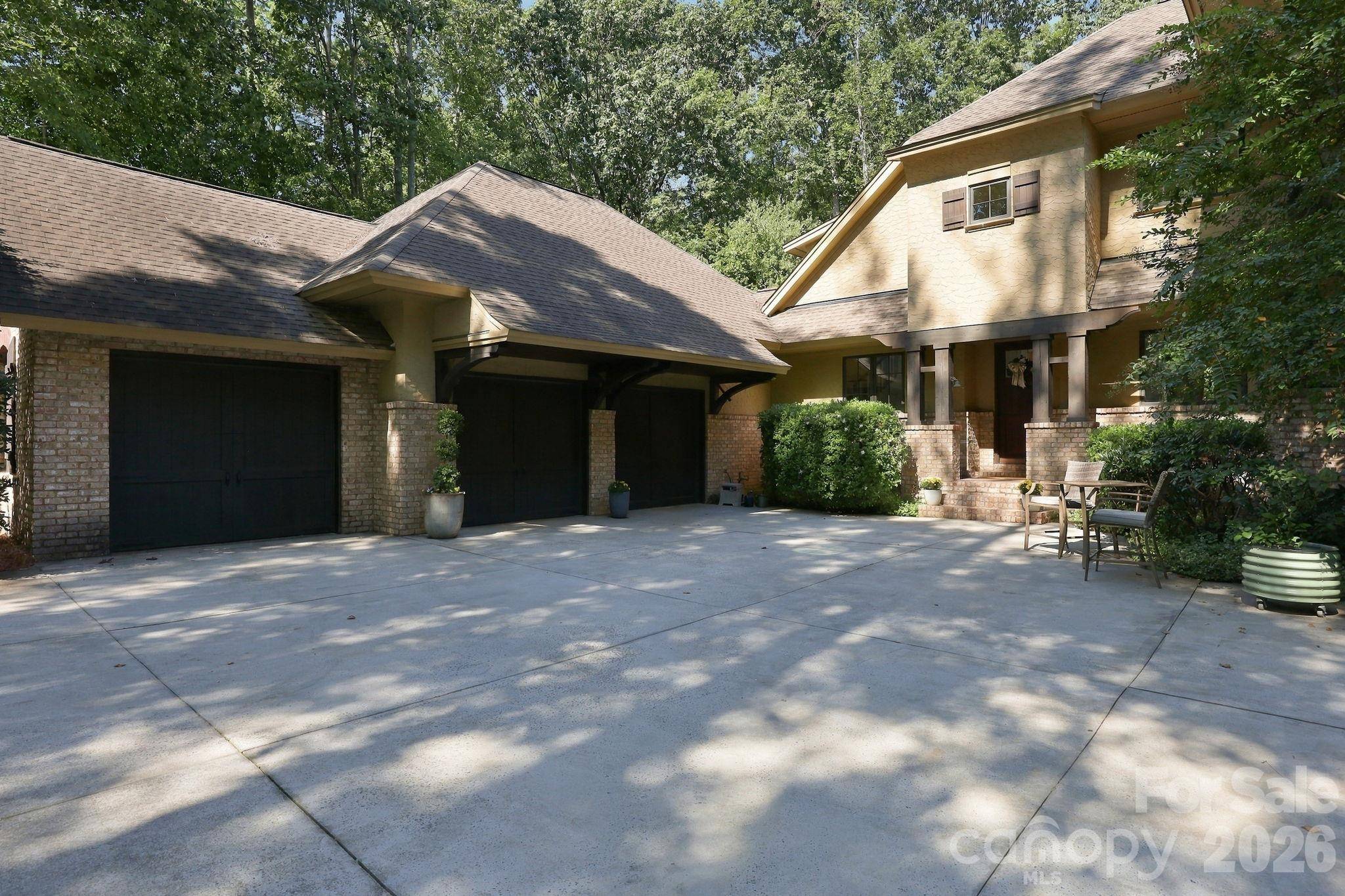115 Saddle Creek CT, Davidson, NC 28036