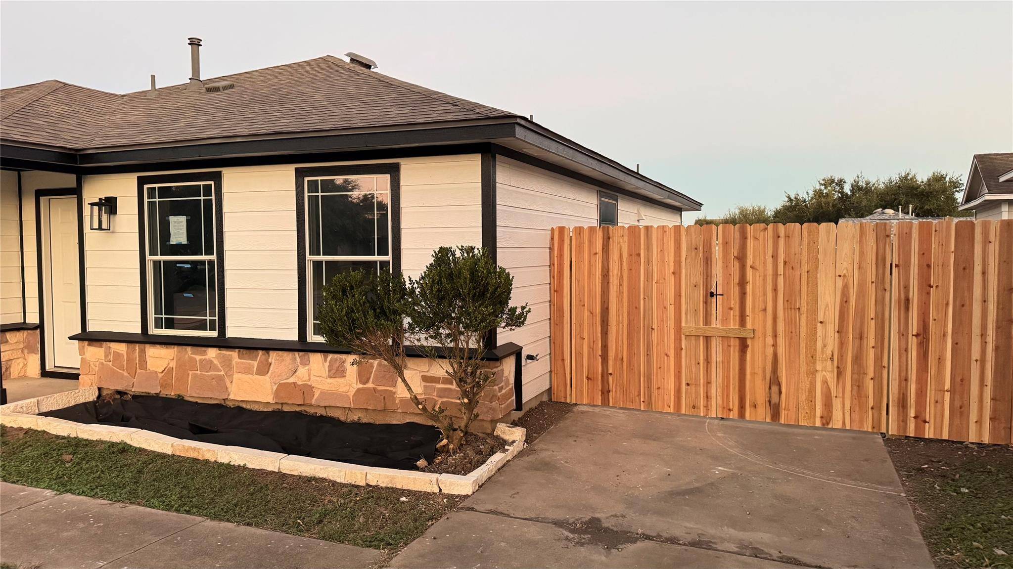 11321 Briarcreek LOOP, Manor, TX 78653