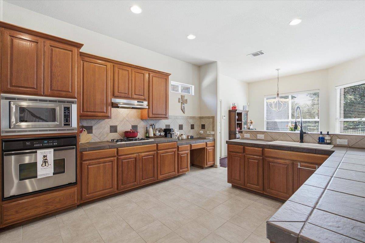 8005 Davis Mountain PASS, Austin, TX 78726
