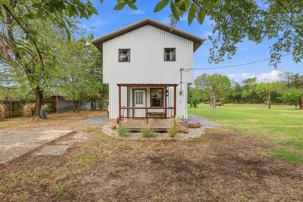 351 County Road 2274, Telephone, TX 75488