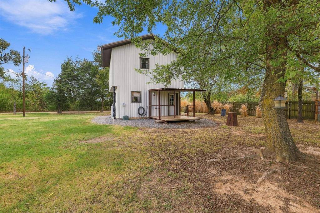 351 County Road 2274, Telephone, TX 75488