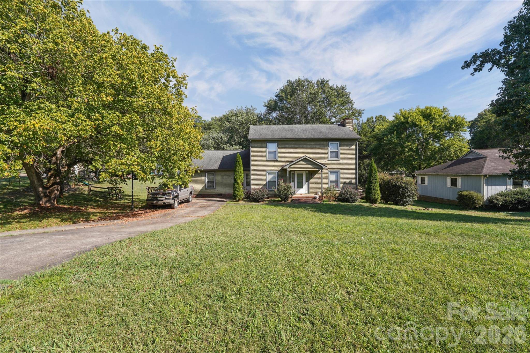 204 Hughey DR, Gastonia, NC 28056