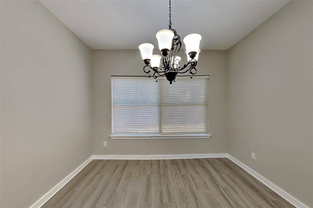 637 Crystal Brook Drive, Saginaw, TX 76179