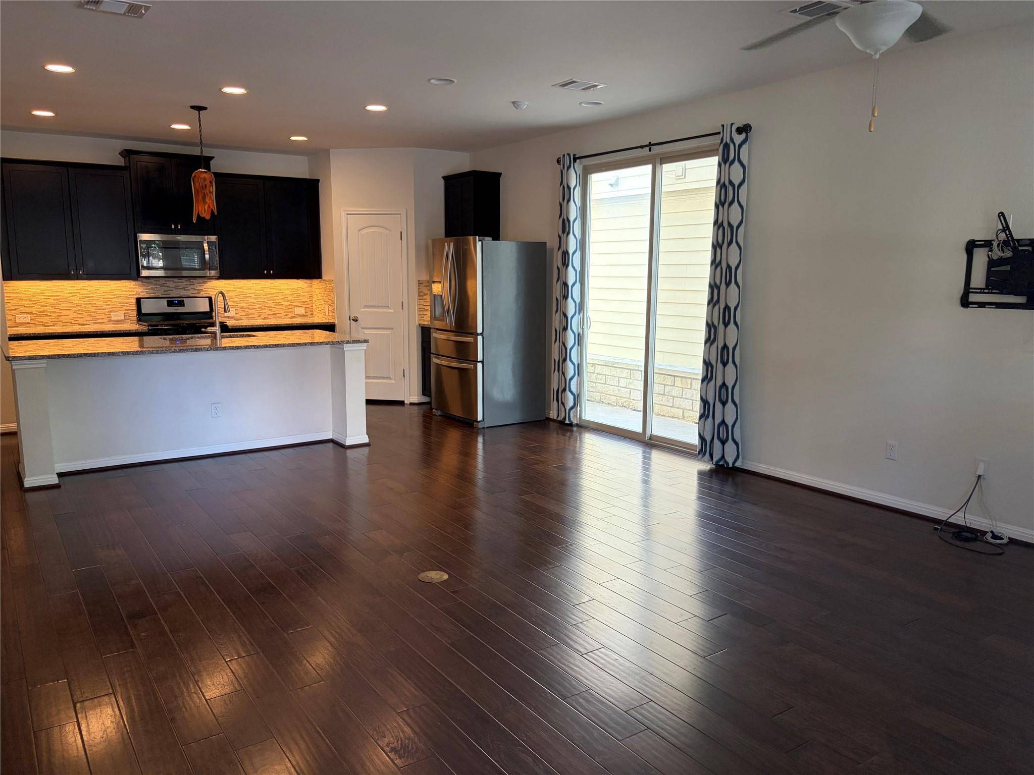 133 Buckthorn DR, Dripping Springs, TX 78620