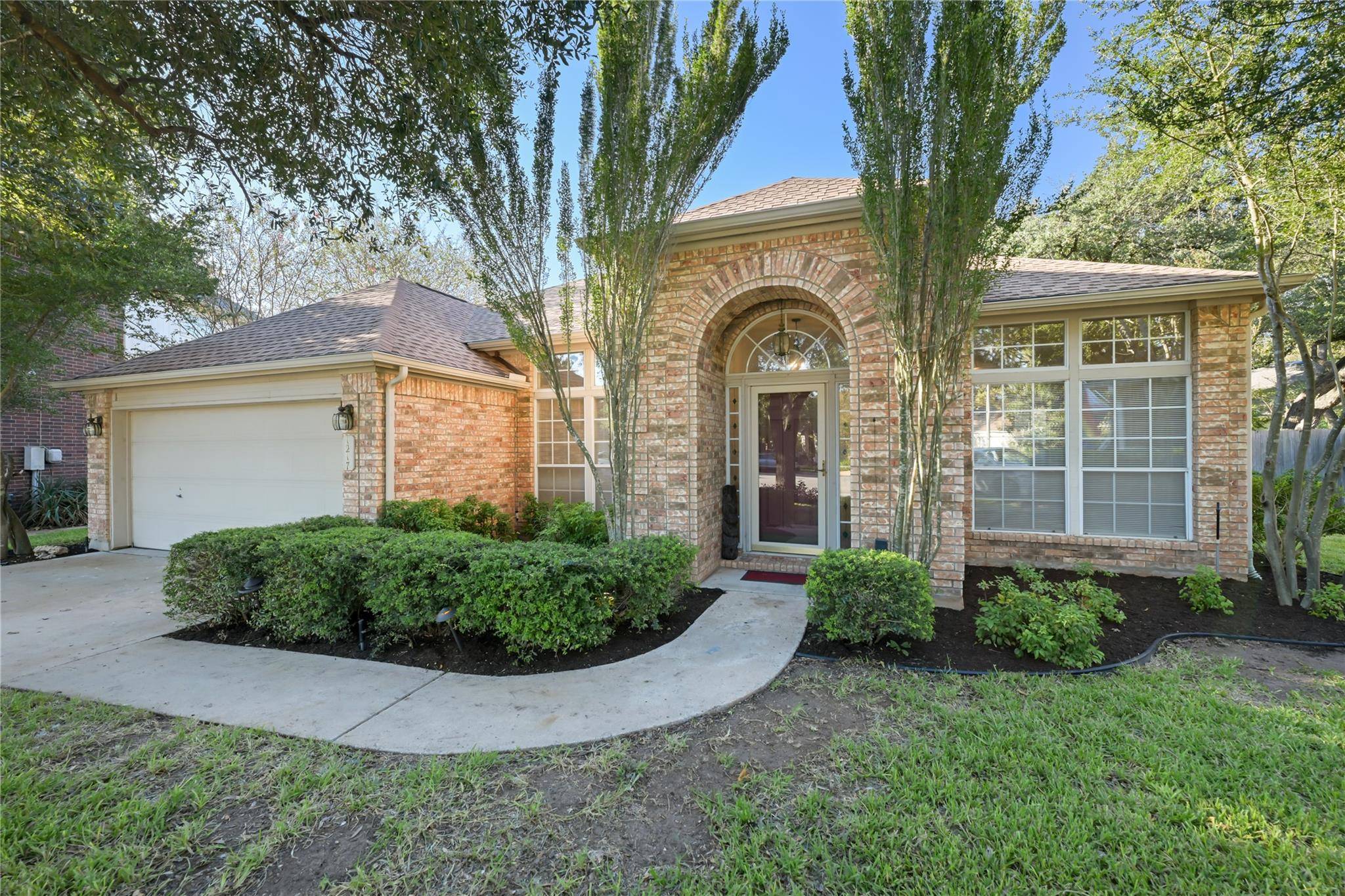 1217 Cypress Mill CIR, Cedar Park, TX 78613