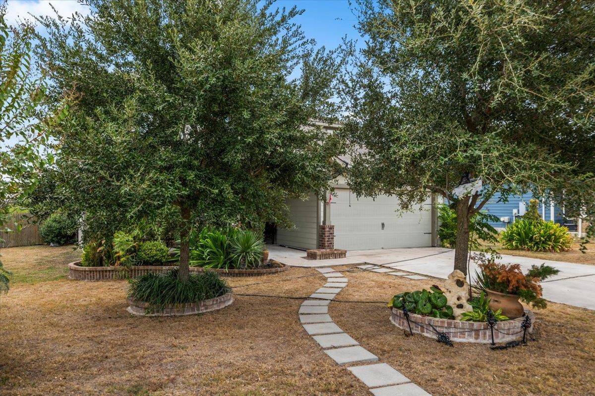 707 Liard River RD, Hutto, TX 78634